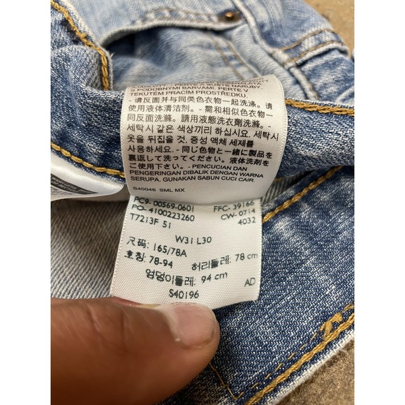 Levis 569 Jeans Mens 31x30 Light Wash Blue Loose Straight Leg Distressed Denim - Picture 9 of 16